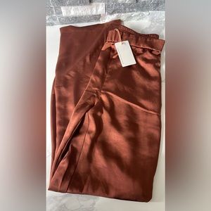 Skies Are Blue Satin Finish Wide-Leg Pants in Rust Medium NWOT